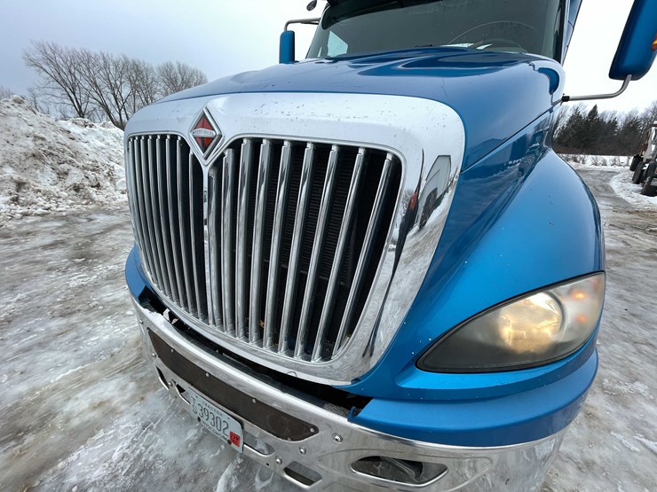 2014-international-prostar-image-16