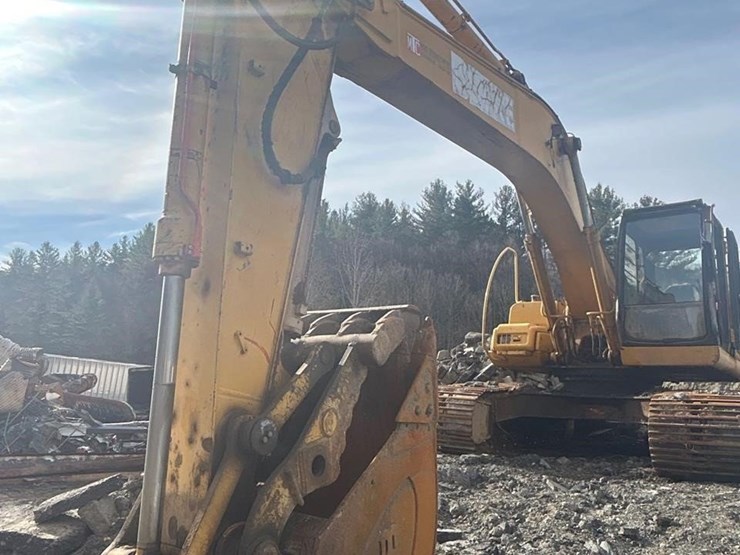 2002-deere-230c-lc-image-3