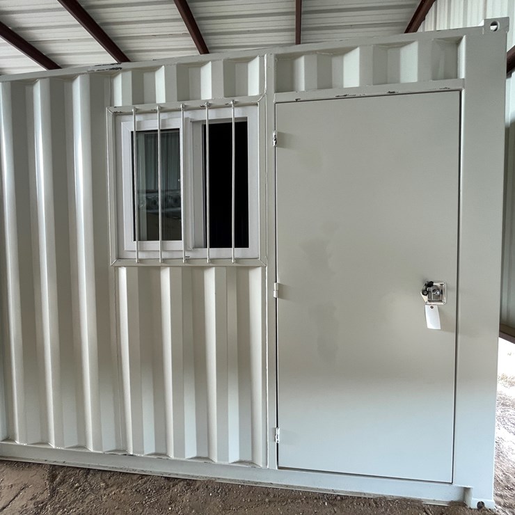 #200F • 10' Storage Container