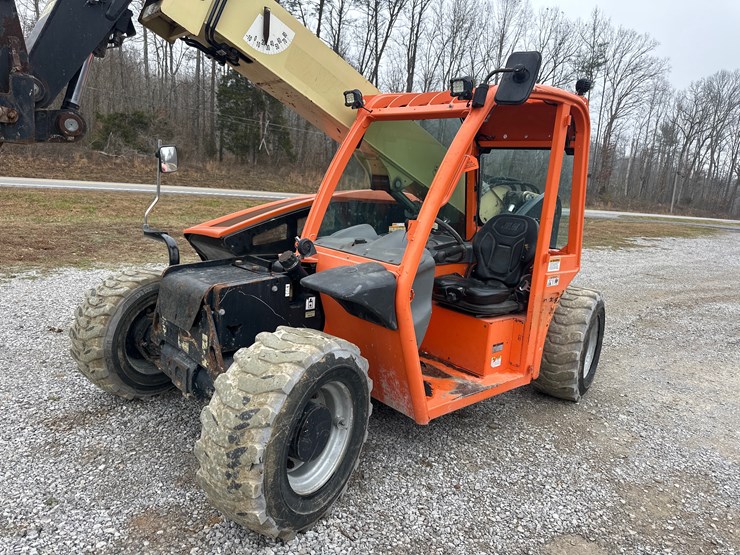 2018-jlg-g5-18a-image-5