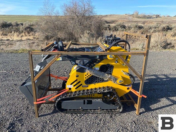 2025-sdlanch-sdll60-mini-skid-steer-loader-image-2