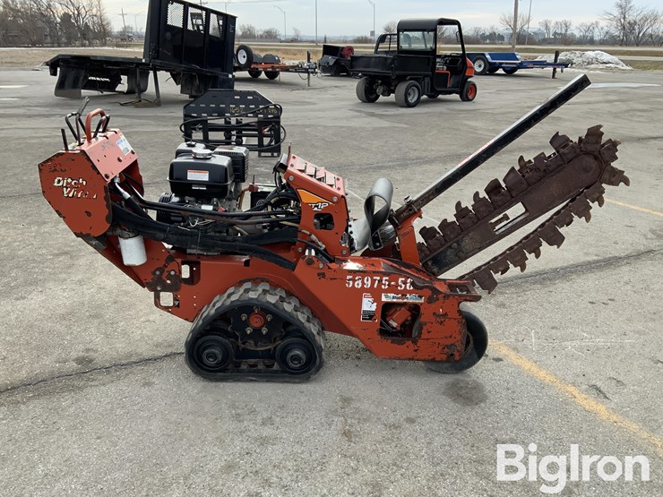 2012-ditch-witch-rt12-image-4
