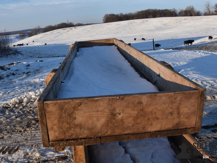 wooden-feed-bunks-image-8
