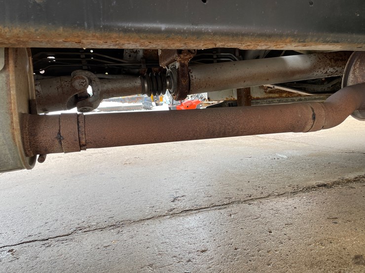 #330-•-2012-f350-super-duty-cab-and-chassis-pickup-(has-wi-title)(custer,-wi)-image-43