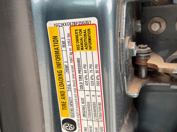 2011-chevrolet-silverado-2500hd-lt-image-51