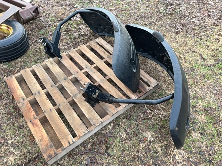 john-deere-front-fenders-image-10