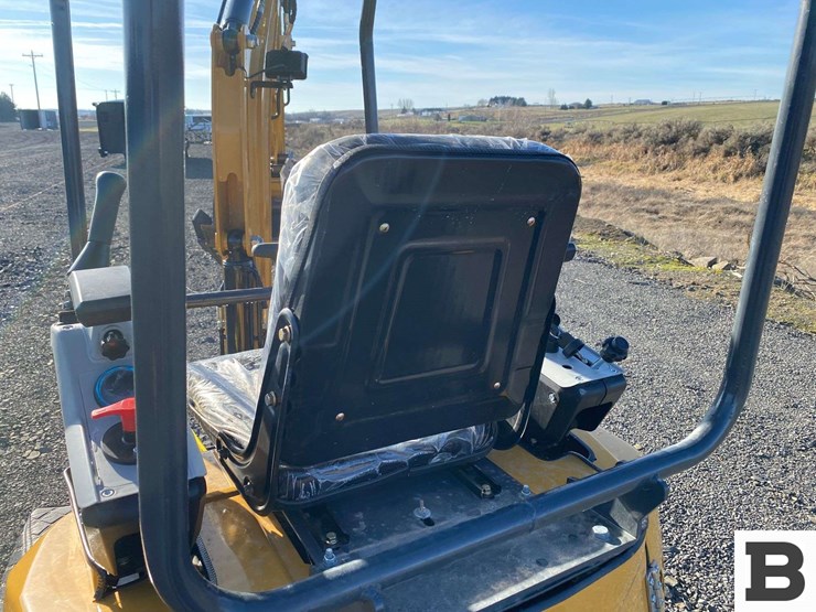 2025-sdlanch-sdle20-mini-excavator-image-18