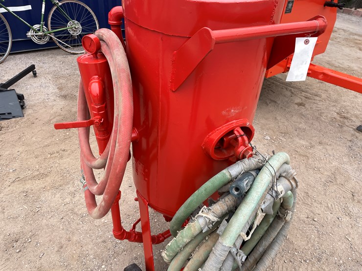 #205-•-sandblaster-and-pot-image-16