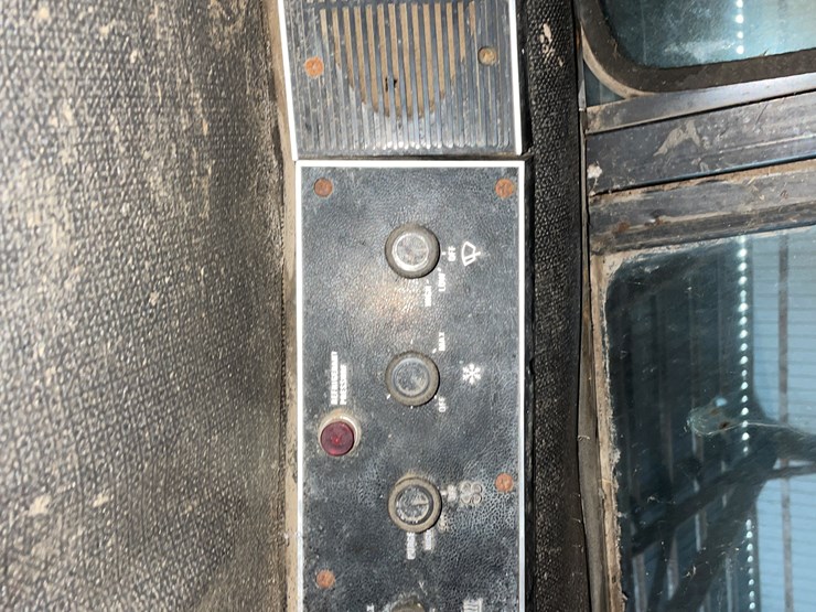 1980-international-1086-image-22