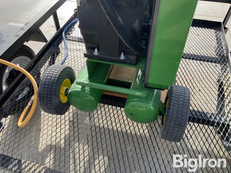 deere-ac2-8gh-image-15