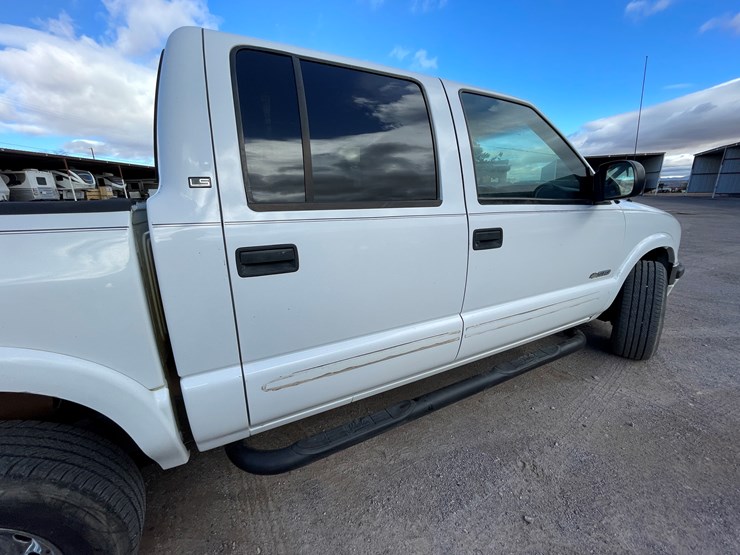 2002-chevrolet-s10-image-118