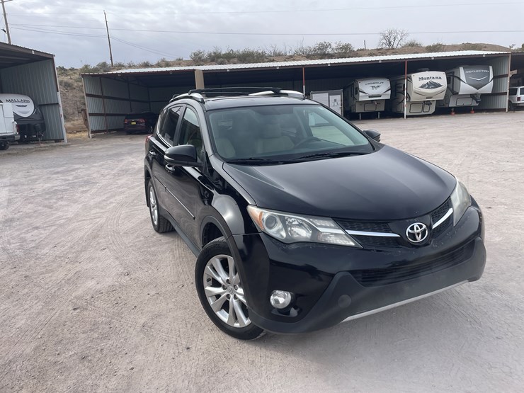 2013-toyota-rav4-image-5