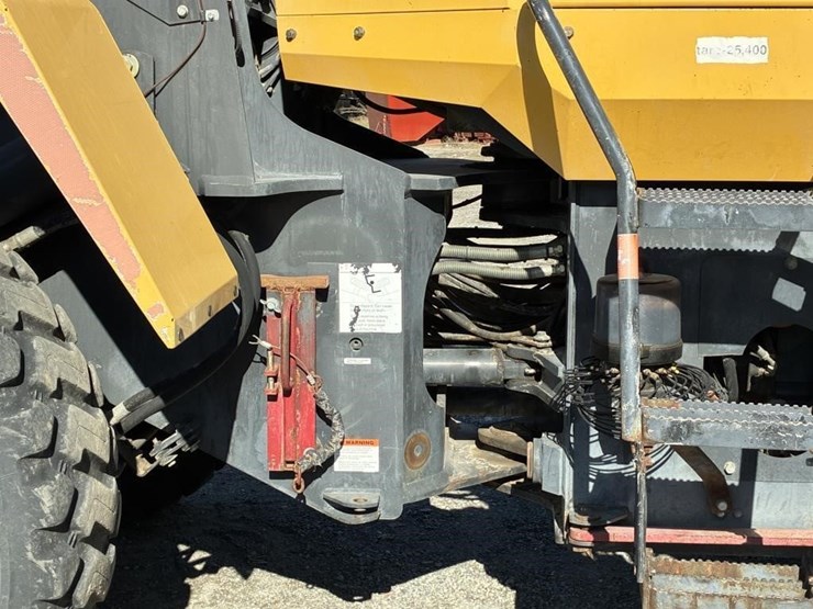 2008-komatsu-wheel-loader-image-11