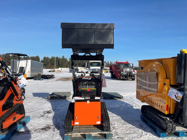 #142-•-mms-mini-skid-steer-loader-(mosinee,-wi)-image-2