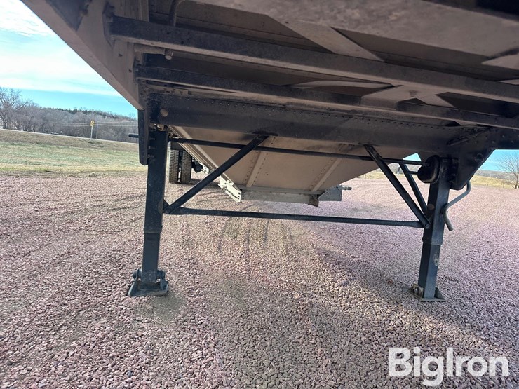 2019-merritt-grain-trailer-image-19