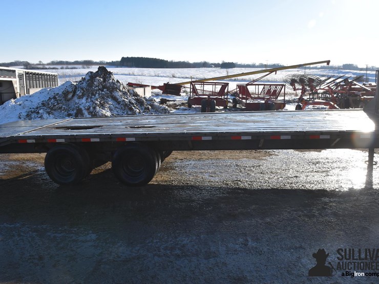 2020-landoll-travalong-24'-t/a-gooseneck-flatbed-trailer-image-4