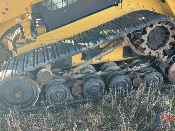 2017-caterpillar-277d-image-6