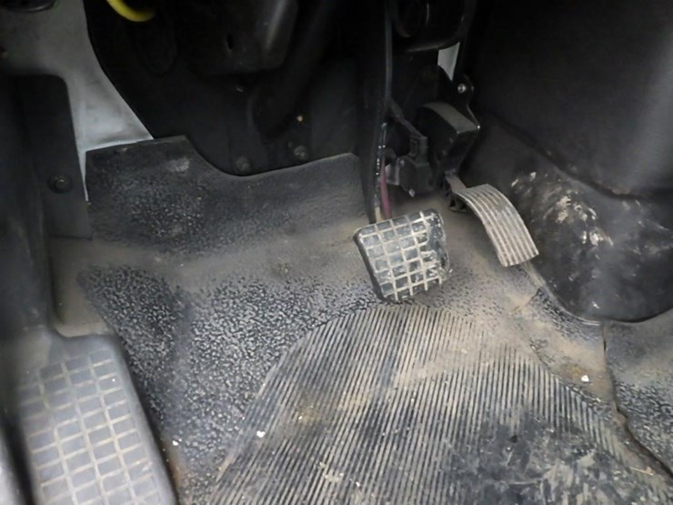 2014-international-4300-sba-image-15