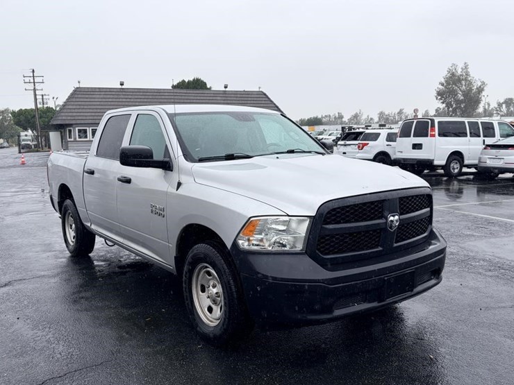 2018-dodge-ram-1500-image-2