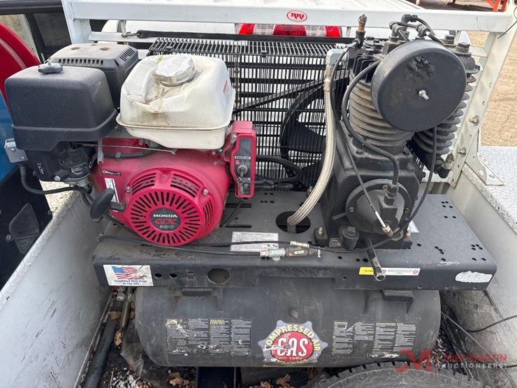 2016-chevrolet-silverado-3500-image-21