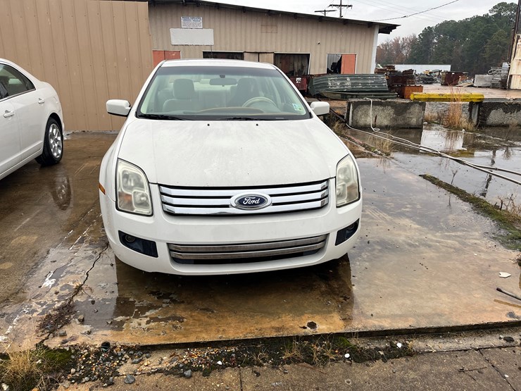 #22-•-government-agency-item-|-2009-ford-fusion-|-parts-or-repair-image-6