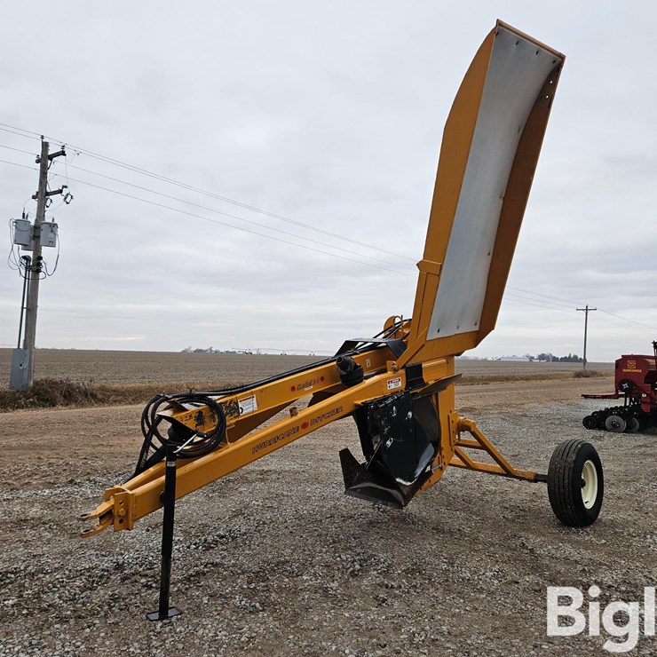 2010 Hurricane 24 Pull-Type Ditcher