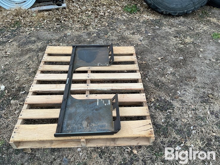 skid-steer-plate-image-8