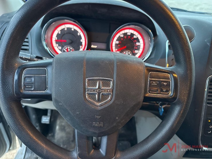 2019-dodge-grand-caravan-image-24