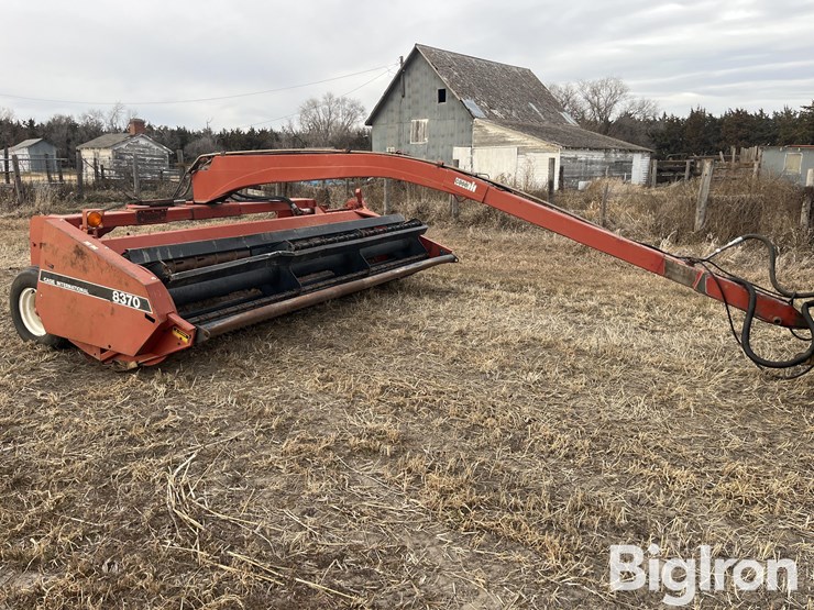 case-ih-8370-image-3