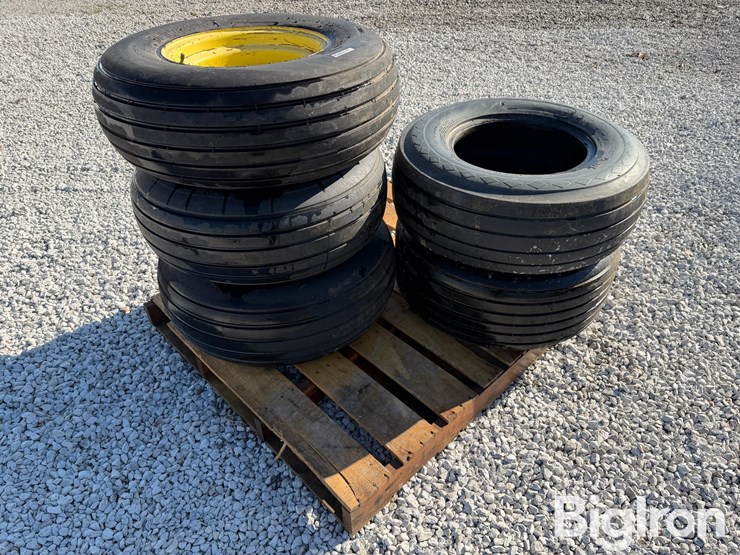 11l-15-tires-&-6-bolt-rims-image-5