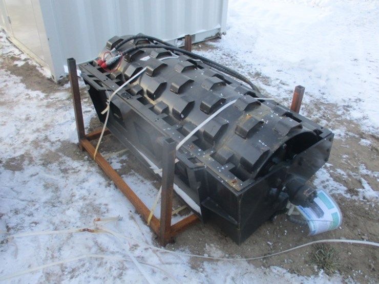 #6644-•-skid-steer-compactor-wheel-working-width:-1500mmvibration-frequency:-10-20hzworking-pressure:-10-22mpaflow-rate:-20-60l/weight:-483kg-image-3