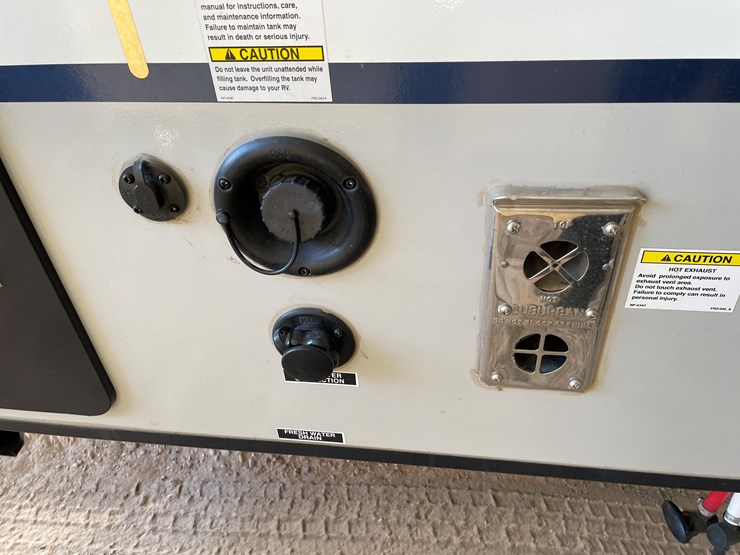 #149-•-2024-r-pod-trailer-(nm-title)-image-34