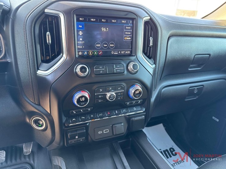 2021-gmc-1500-image-17