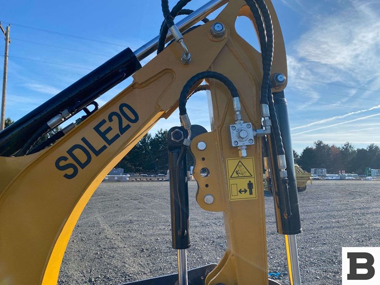 2025-sdlanch-sdle20-mini-excavator-image-7