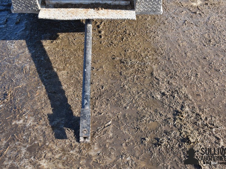 aluminum-cattle-loading-chute-image-11