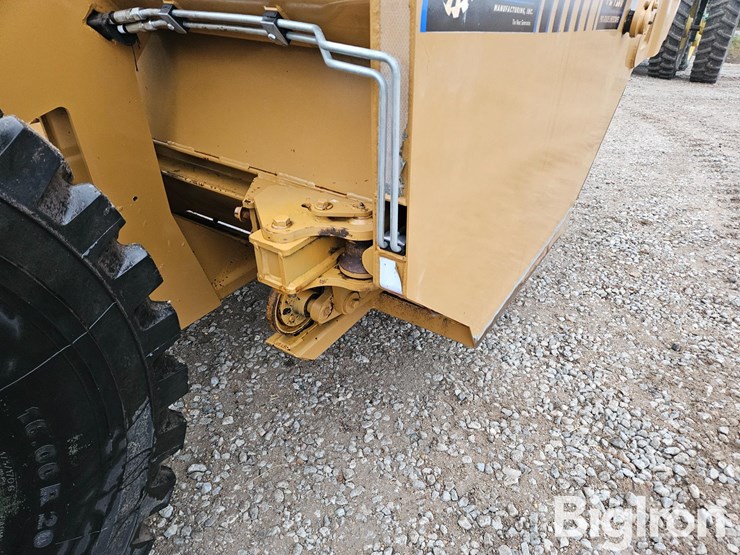 2013-strobel-fe1200-12-yard-pull-type-forced-ejection-scraper-image-11