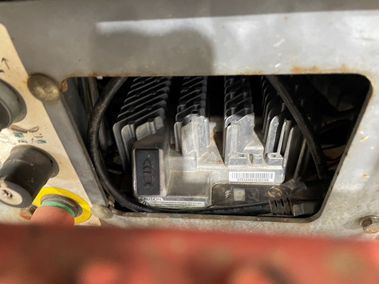 2014-skyjack-sjiii3219-image-31