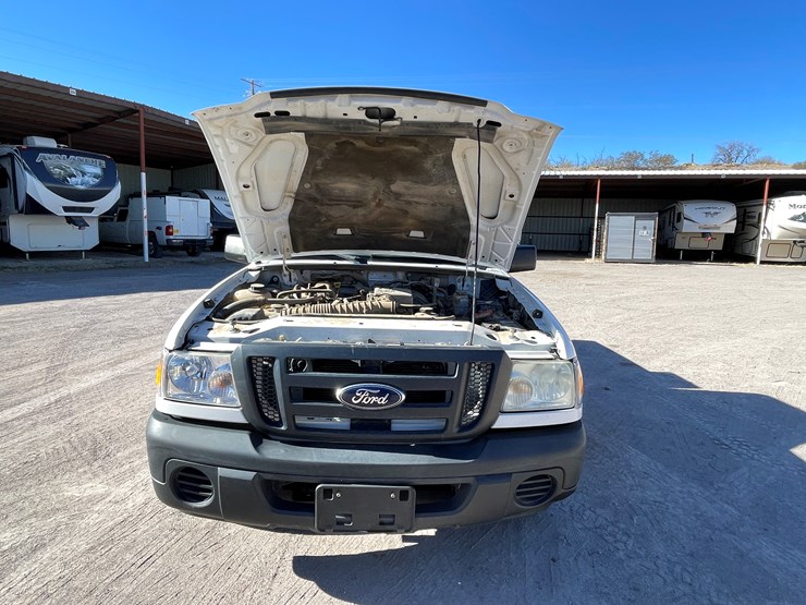 2011-ford-ranger-image-45