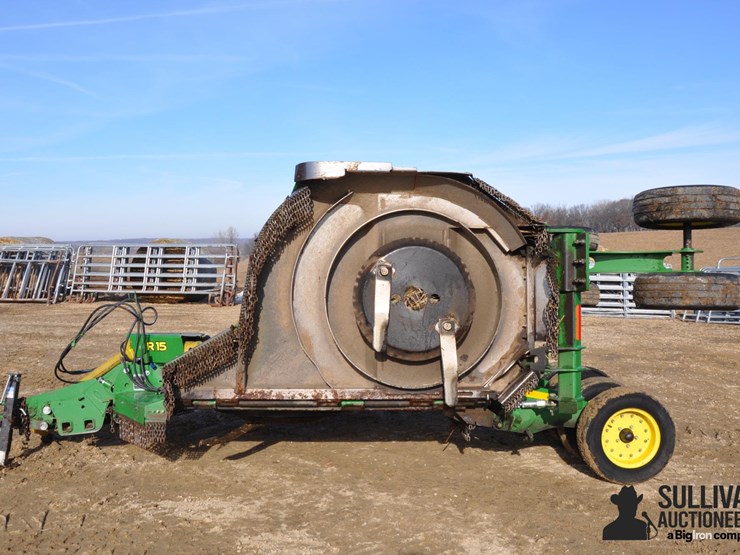 2019-john-deere-r15-image-8