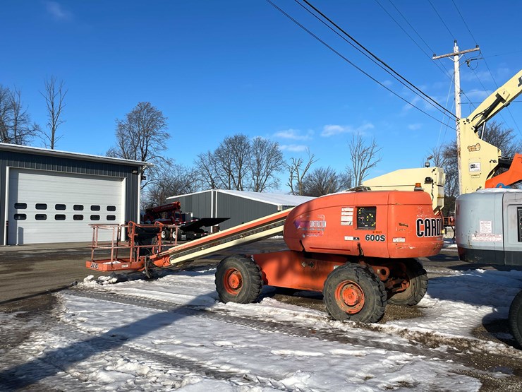 2002-jlg-600s-image-3