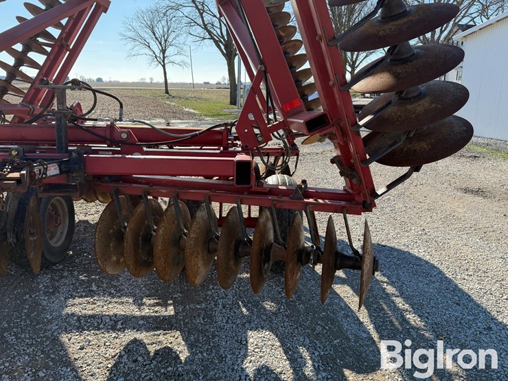 case-ih-3950-image-19