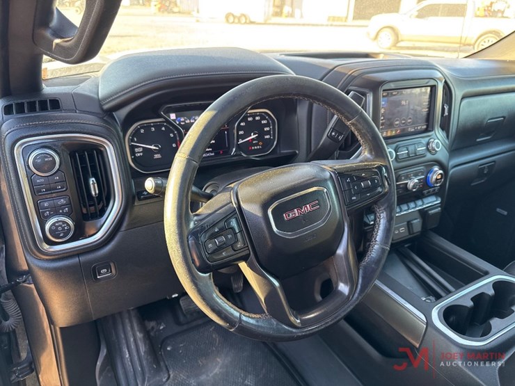 2021-gmc-1500-image-16