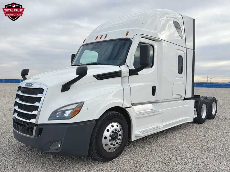 2022-freightliner-cascadia-126-image-1
