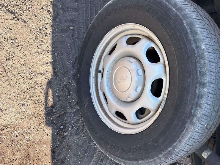 2019-ford-f150-image-28