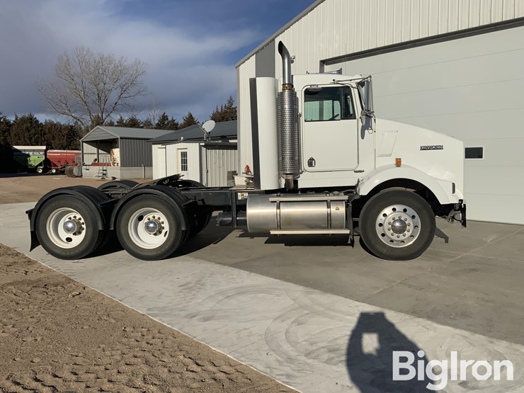 2001-kenworth-t800-image-4