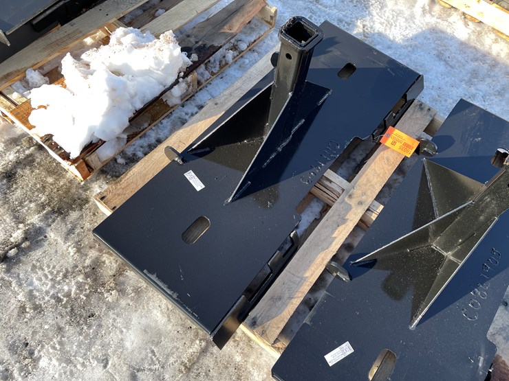 #18035-•-unused-skid-steer-hitch-receiver-(princeton,-mn)-image-3