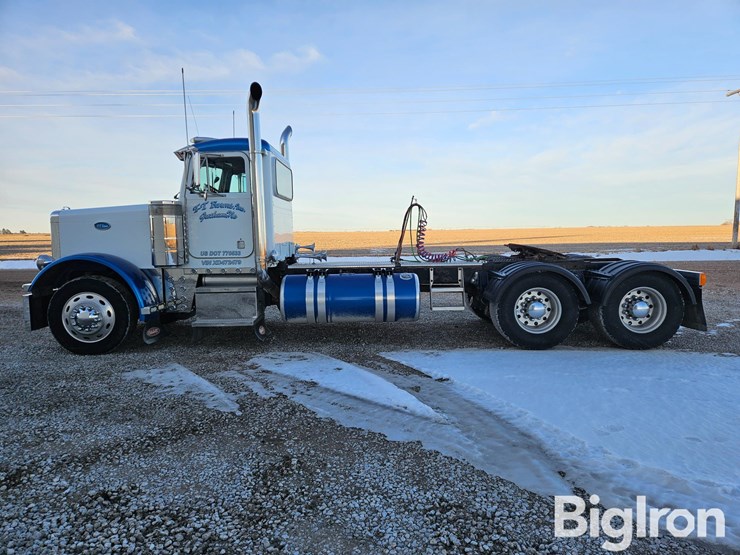 1999-peterbilt-379-image-8