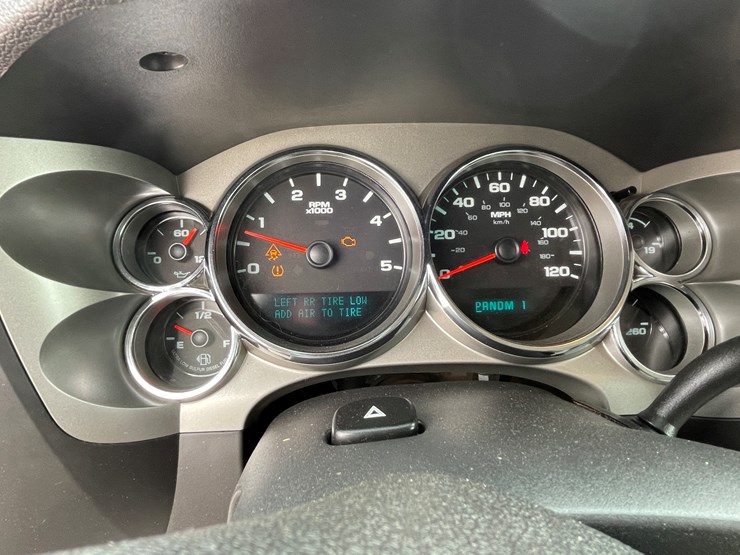 2011-chevrolet-silverado-2500hd-lt-image-74