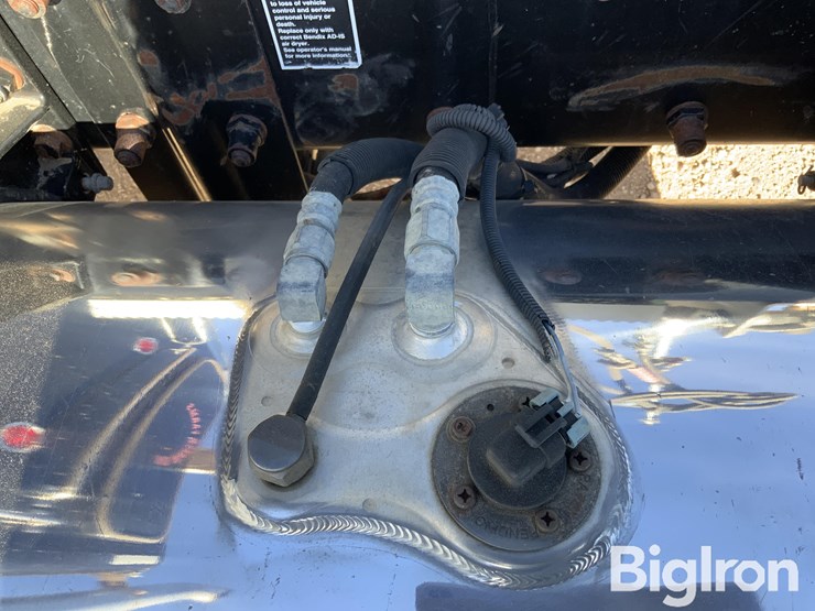 2007-peterbilt-379-image-17