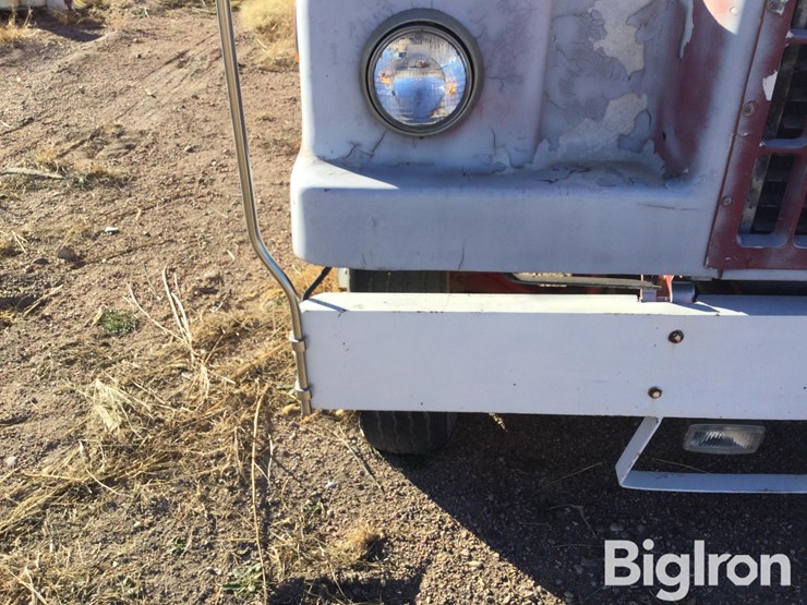 1970-white-4000-image-12